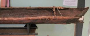 End view showing the gunwale branches