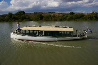 ZITANIA in 2018 on the Murray River in SA.