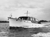 SILVER ARROW on Sydney Harbour in the late 1930s showing all the hallmarks and style of a Halvo…