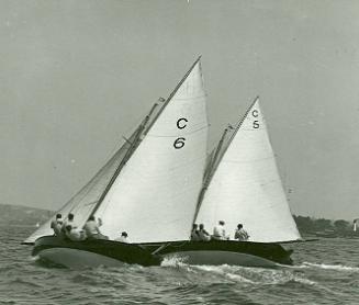 NSW III ( C6) racing against NSW II (C5) on Sydney Harbour early in 1931.