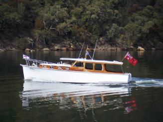 KARA-KALINGA  on Cowan Creek NSW in 2007.