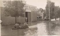 CONRAE II assisting residenst of Wagga Wagga during the 1956 floods